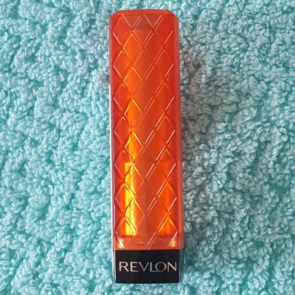 Revlon Colorburst Lip Butter "Candy Apple"